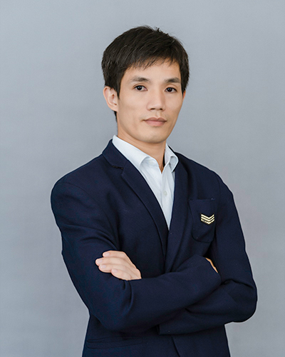 符東  